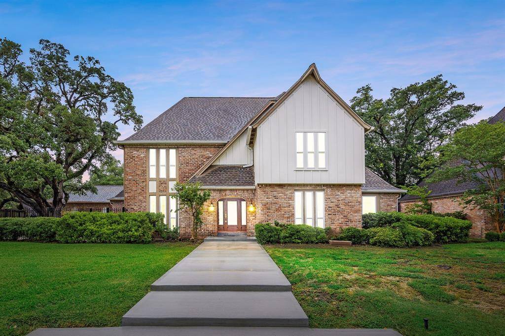 Houston, TX 77079,15726 Walkwood DR
