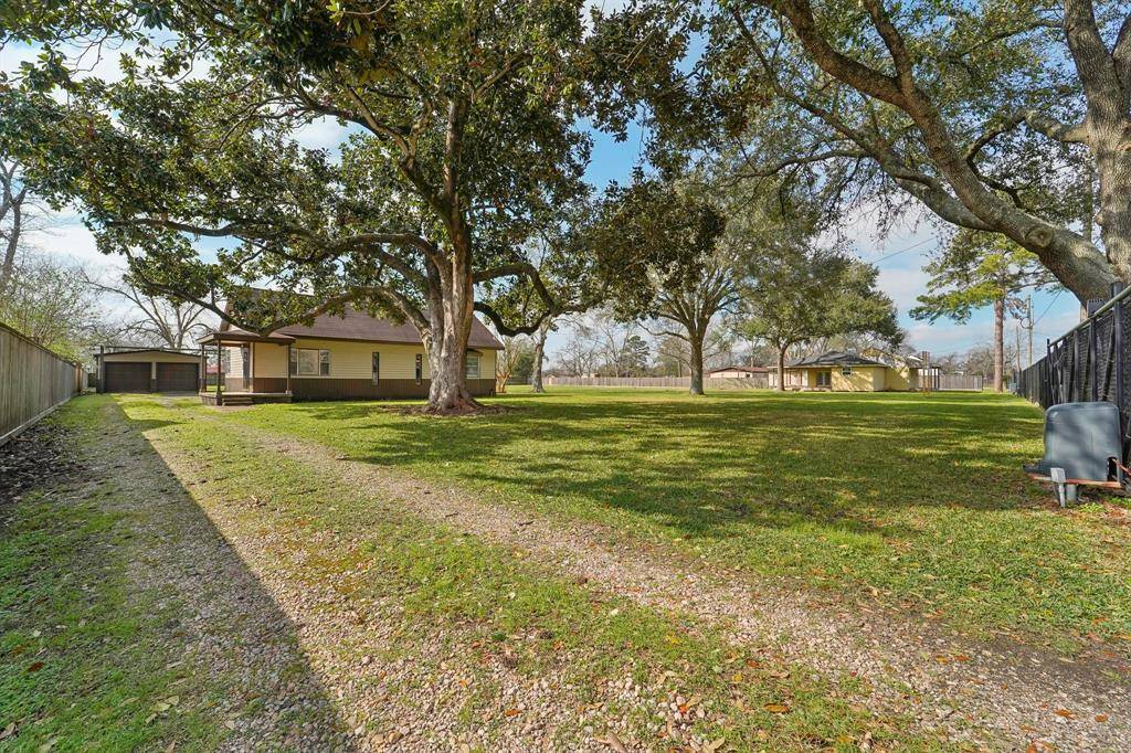 Pasadena, TX 77503,5302 Pine AVE