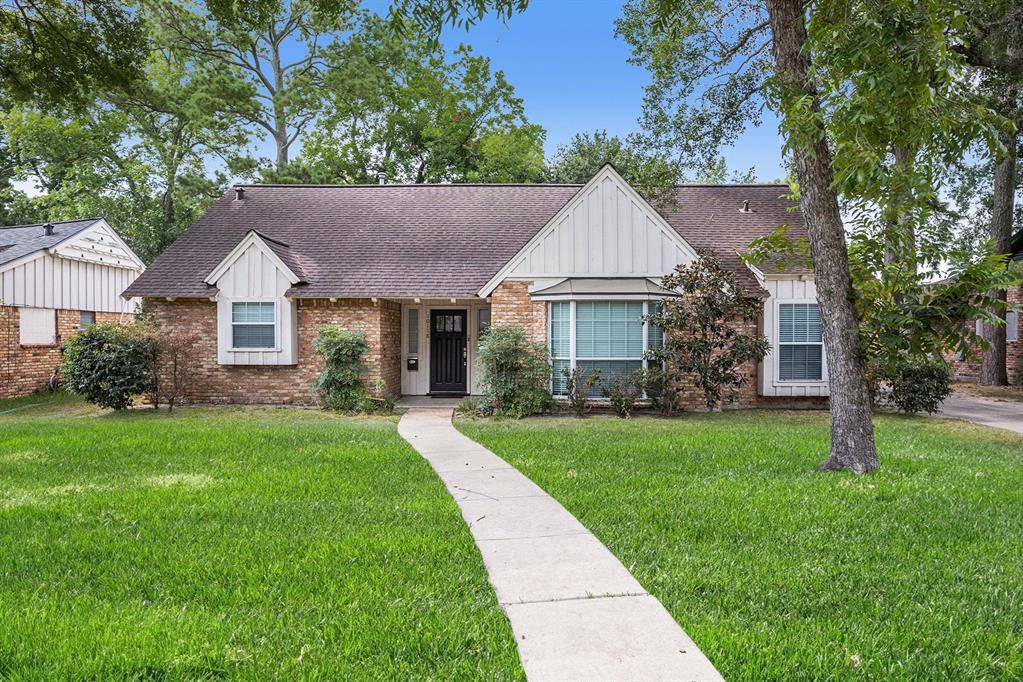 Houston, TX 77043,10118 Tiara LN