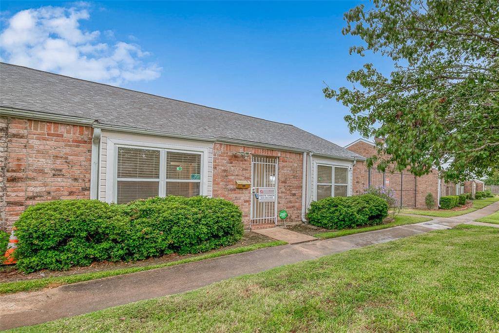 Houston, TX 77099,10913 Bexley Dr
