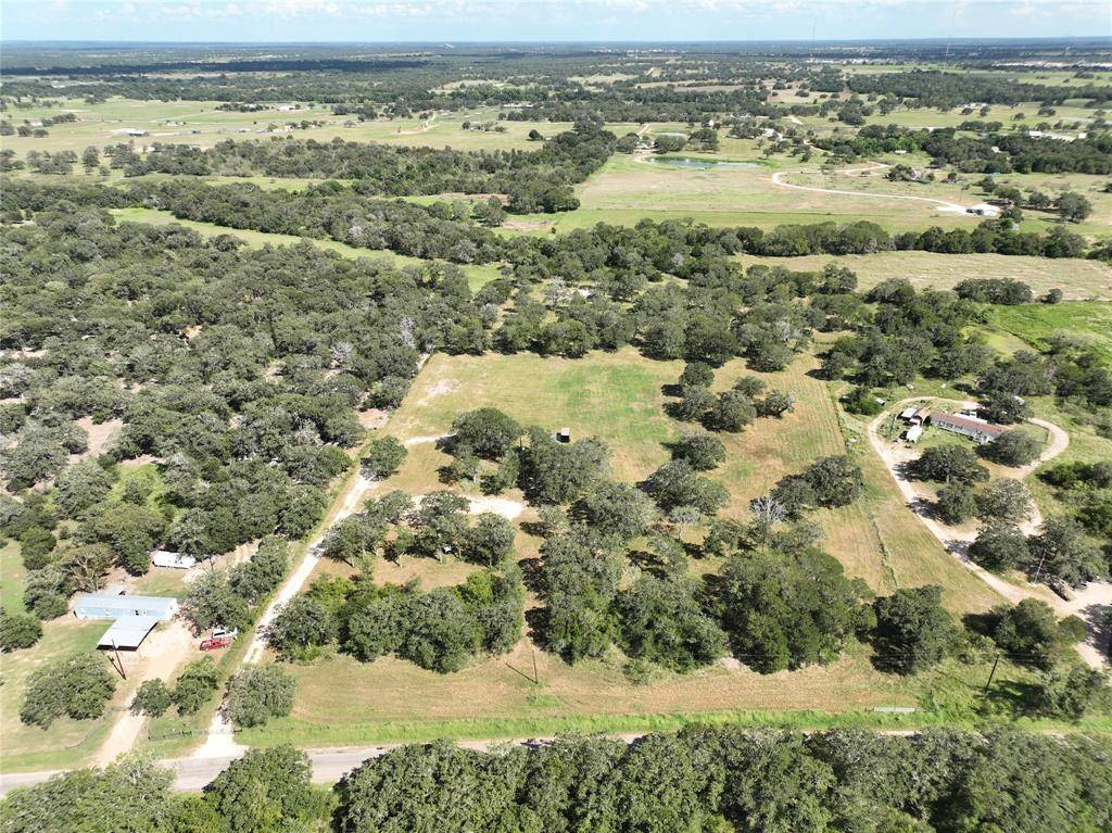 Giddings, TX 78942,2372 County Road 118