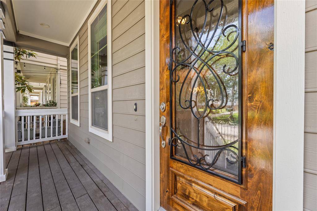 Houston, TX 77008,1184 Nelson Falls LN