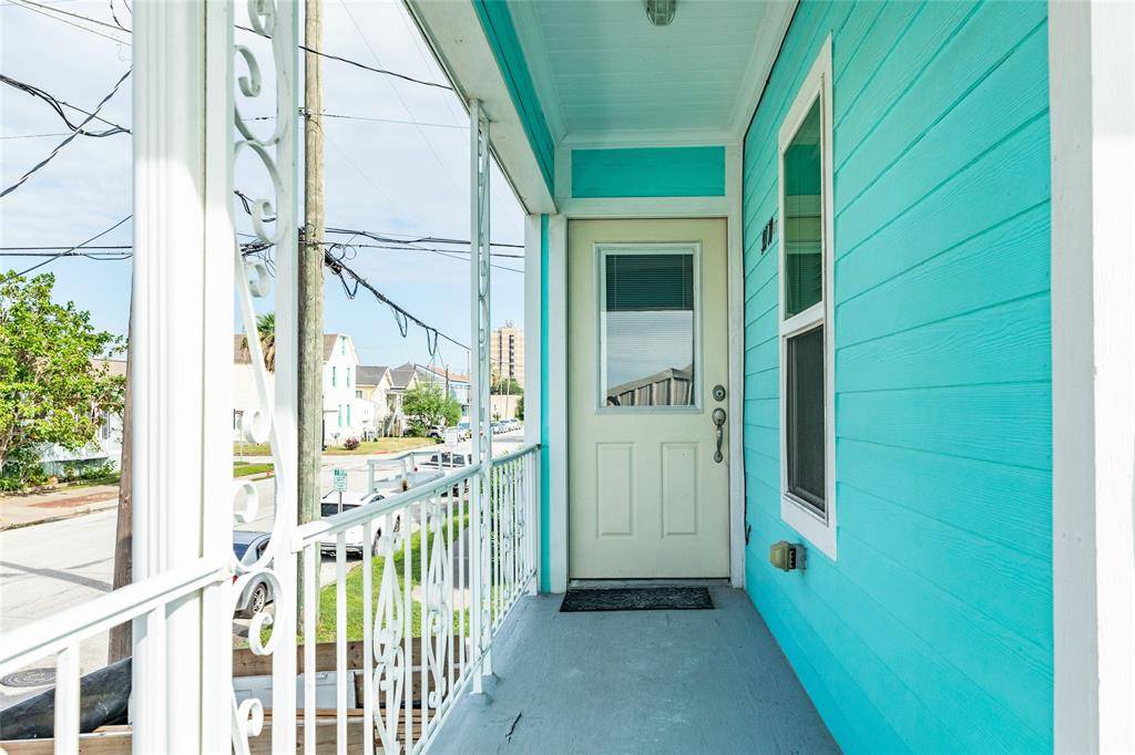 Galveston, TX 77550,914 10th Street