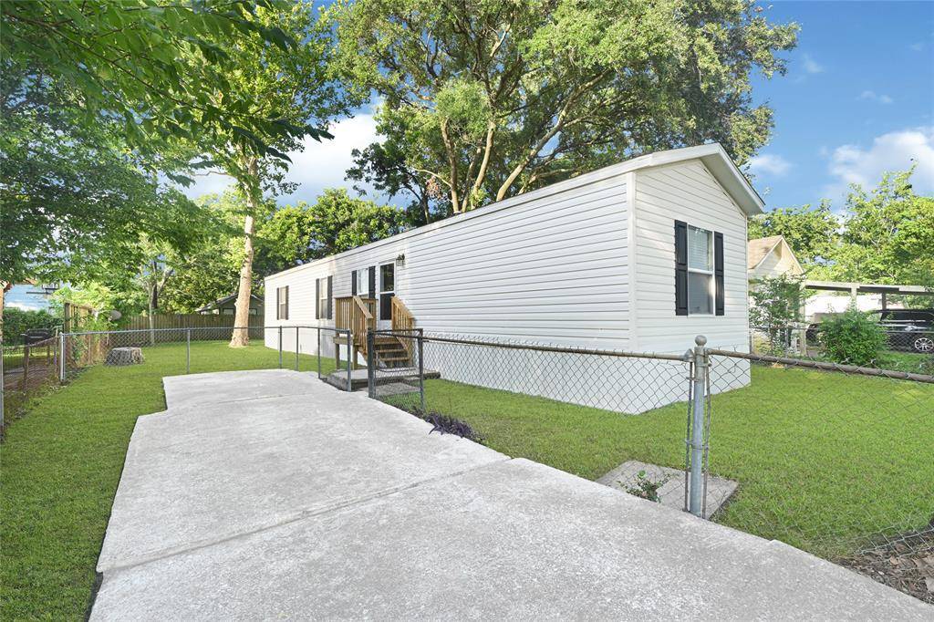 Baytown, TX 77520,113 Schilling ST