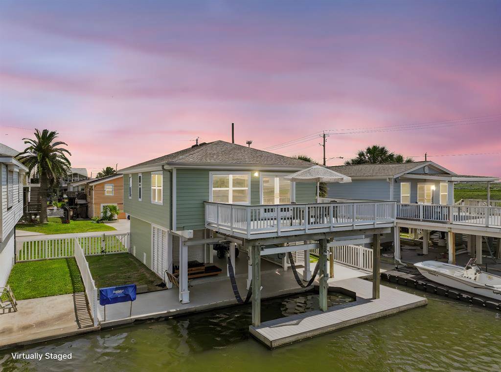 Jamaica Beach, TX 77554,16716 Tahiti WAY