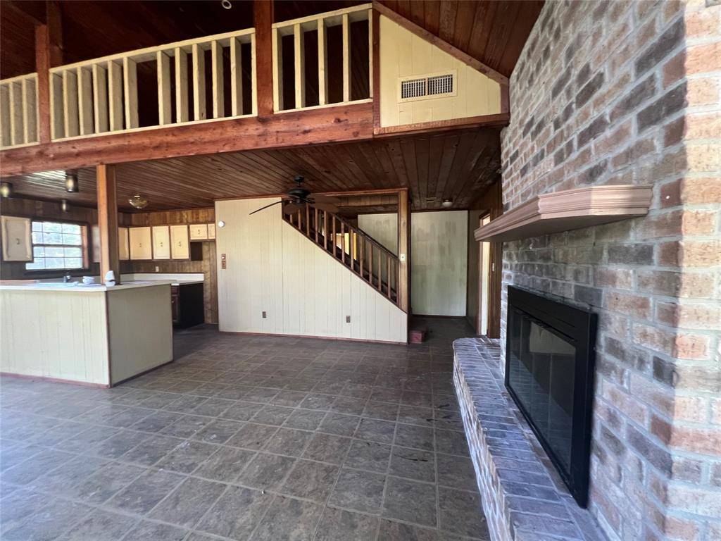 Point Blank, TX 77364,101 Hidden Cove DR