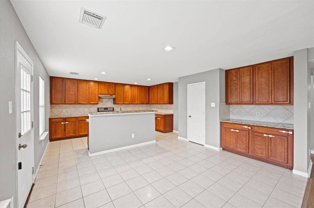 Houston, TX 77073,19435 Remington Martin DR