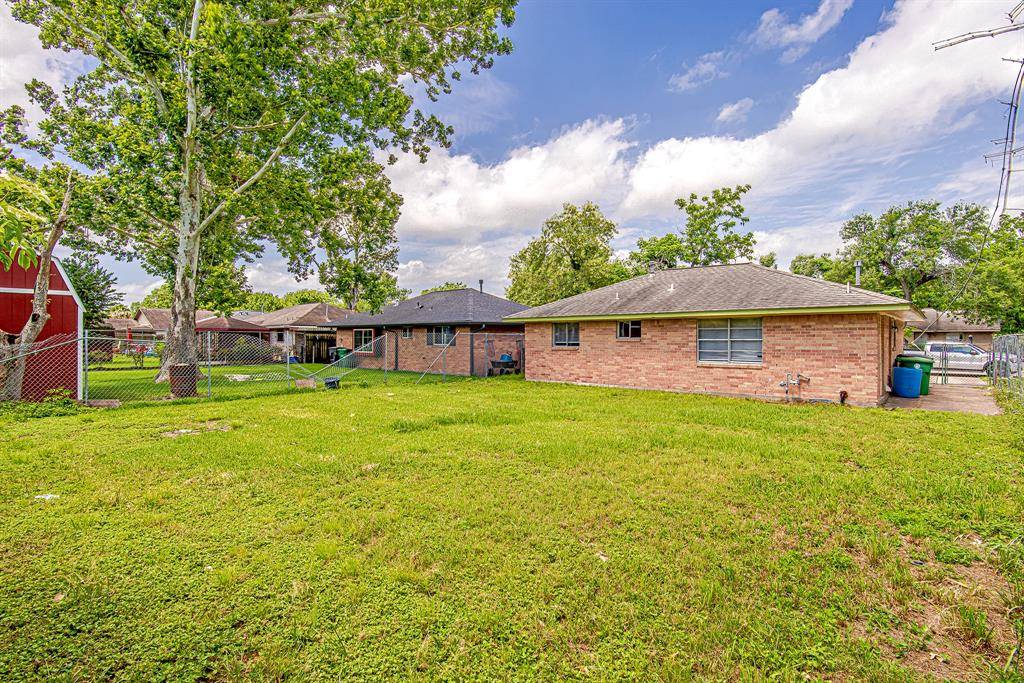 Houston, TX 77016,11058 Vailview DR
