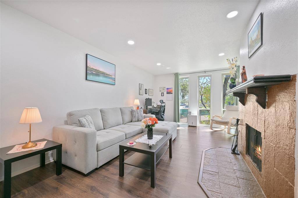 Houston, TX 77027,4627 Wild Indigo ST #603