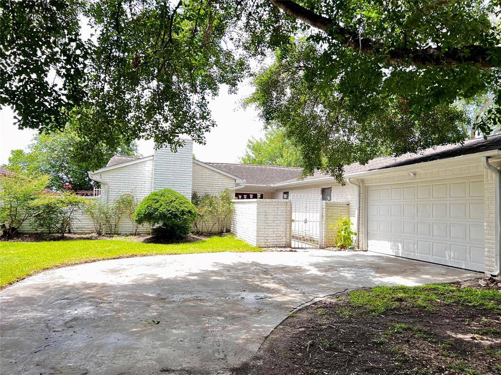 Houston, TX 77077,13819 Wickersham LN
