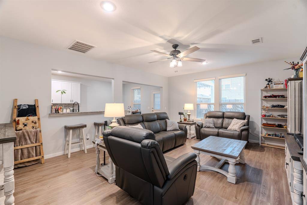 Houston, TX 77075,7309 Hobby Wind Ridge DR