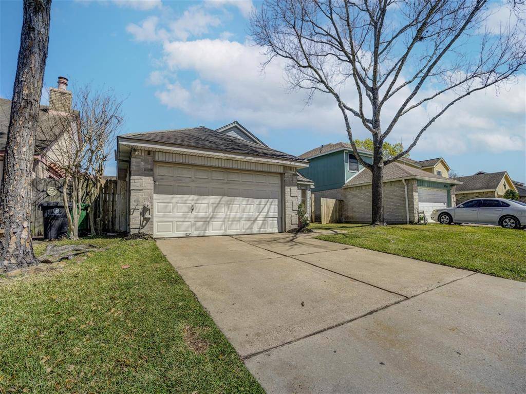 Houston, TX 77071,8302 Sandy Glen LN