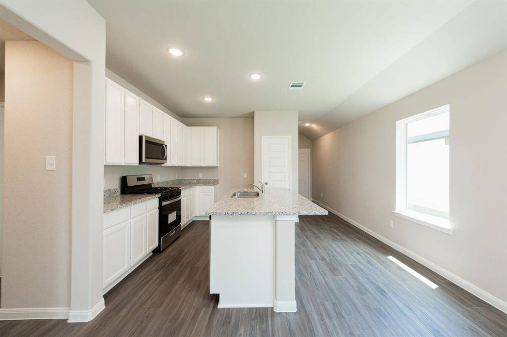 Splendora, TX 77372,13898 Diamondback DR