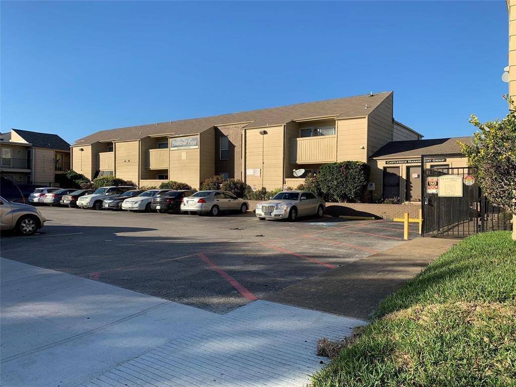 Houston, TX 77071,8100 Creekbend DR #126