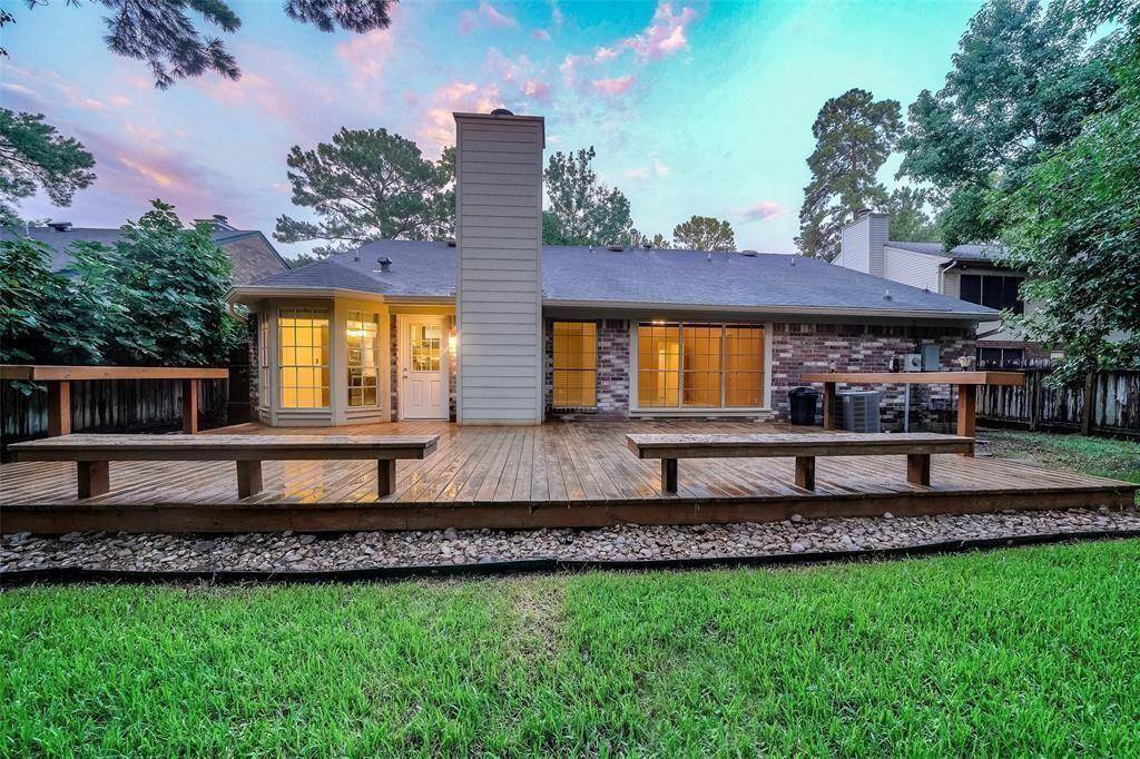Spring, TX 77381,143 W Village Knoll CIR