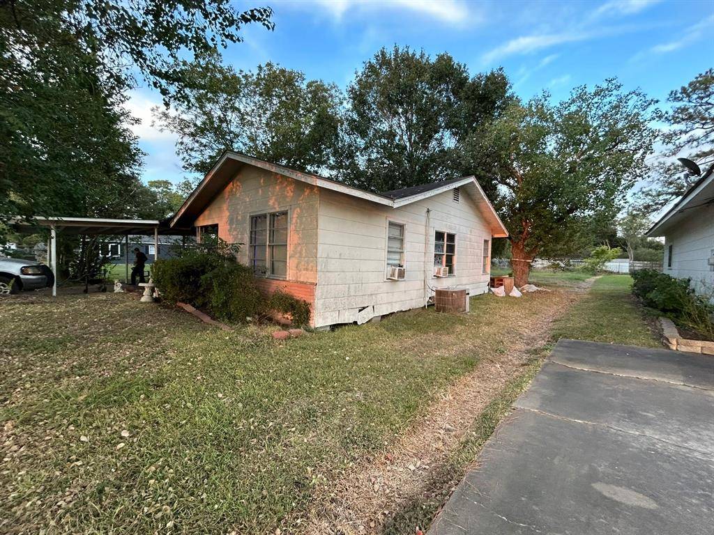 El Campo, TX 77437,1802 Avenue C