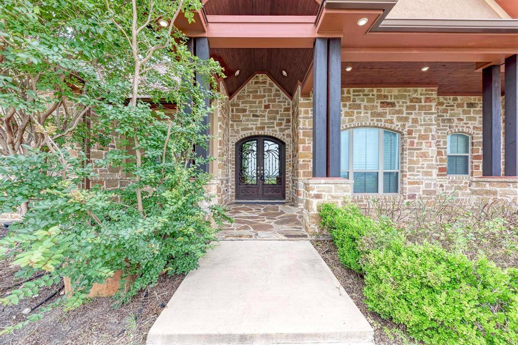 Oglesby, TX 76561,818 County Road 303