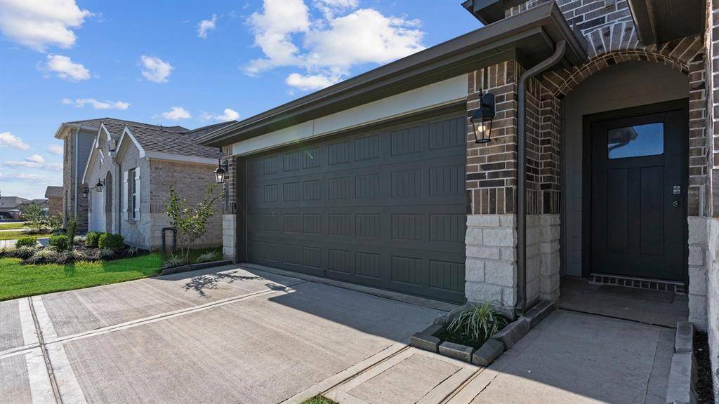 Fresno, TX 77545,5026 Balcolm Drive