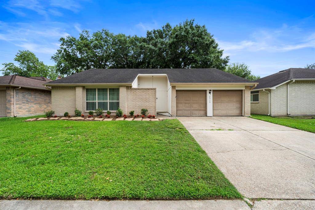 Friendswood, TX 77546,2319 Pilgrims Bend DR