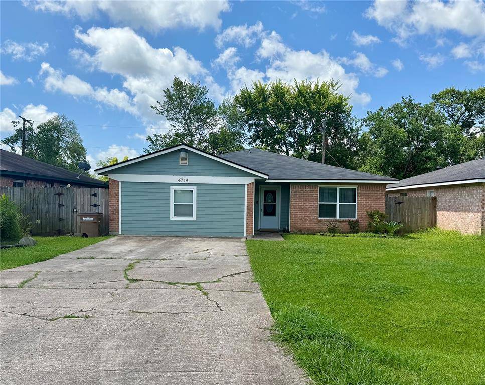 Dickinson, TX 77539,4714 E 36th ST