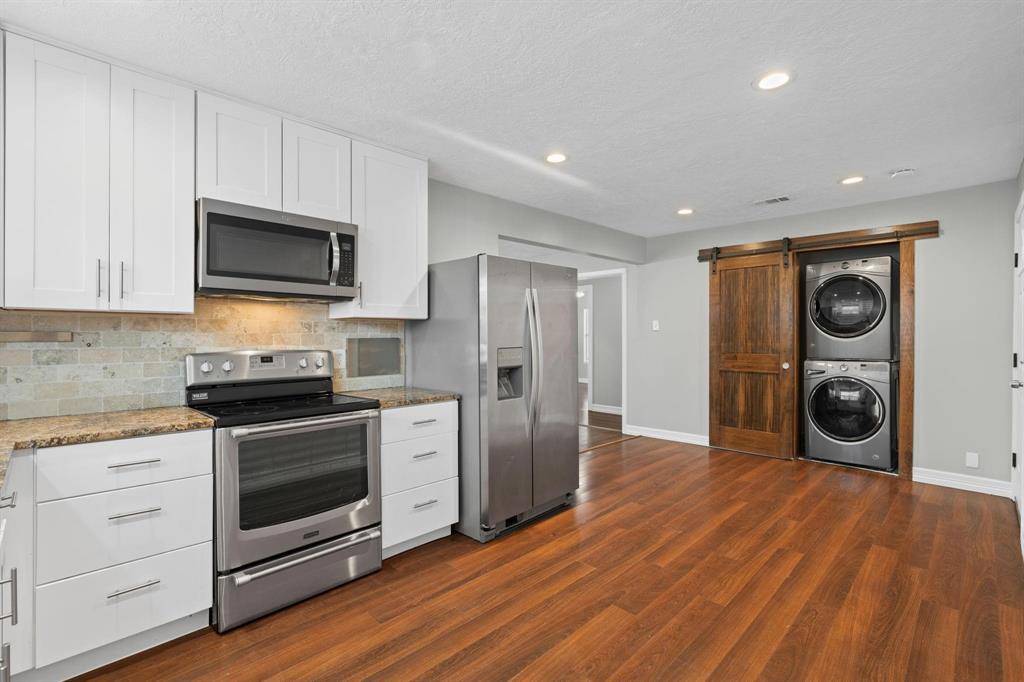 Houston, TX 77022,6918 Irvington BLVD #A/B