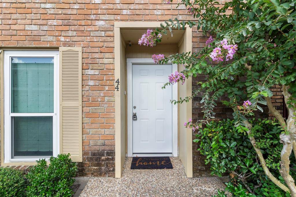 Houston, TX 77079,14333 Memorial Dr #44
