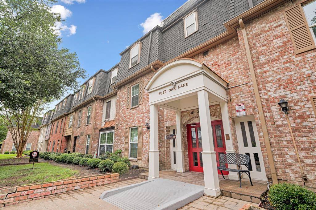 Houston, TX 77024,355 N Post Oak LN #839
