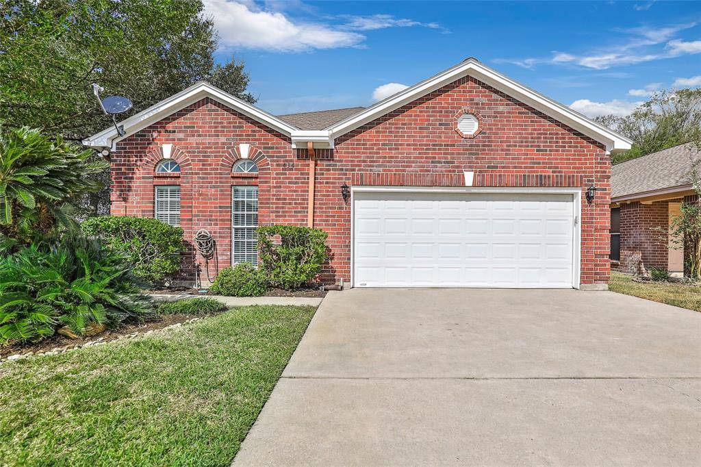 Tomball, TX 77375,434/438 Cherry Laurel DR