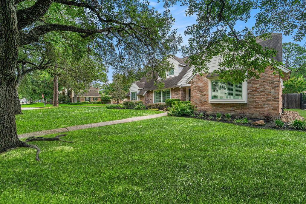 Houston, TX 77079,426 Nottingham Oaks TRL