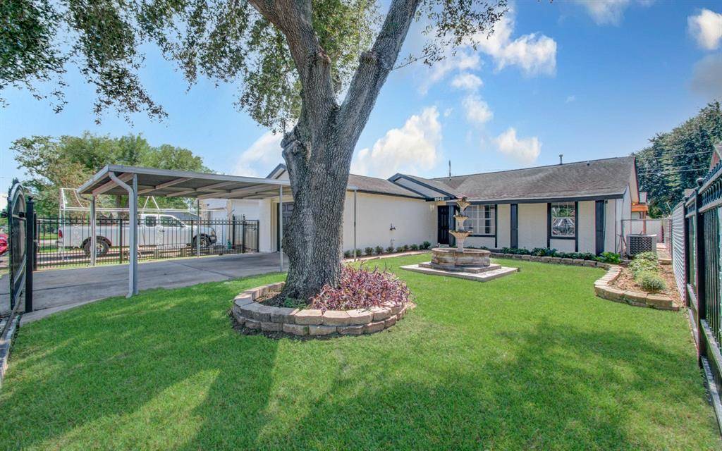 Houston, TX 77075,8942 Judwin ST