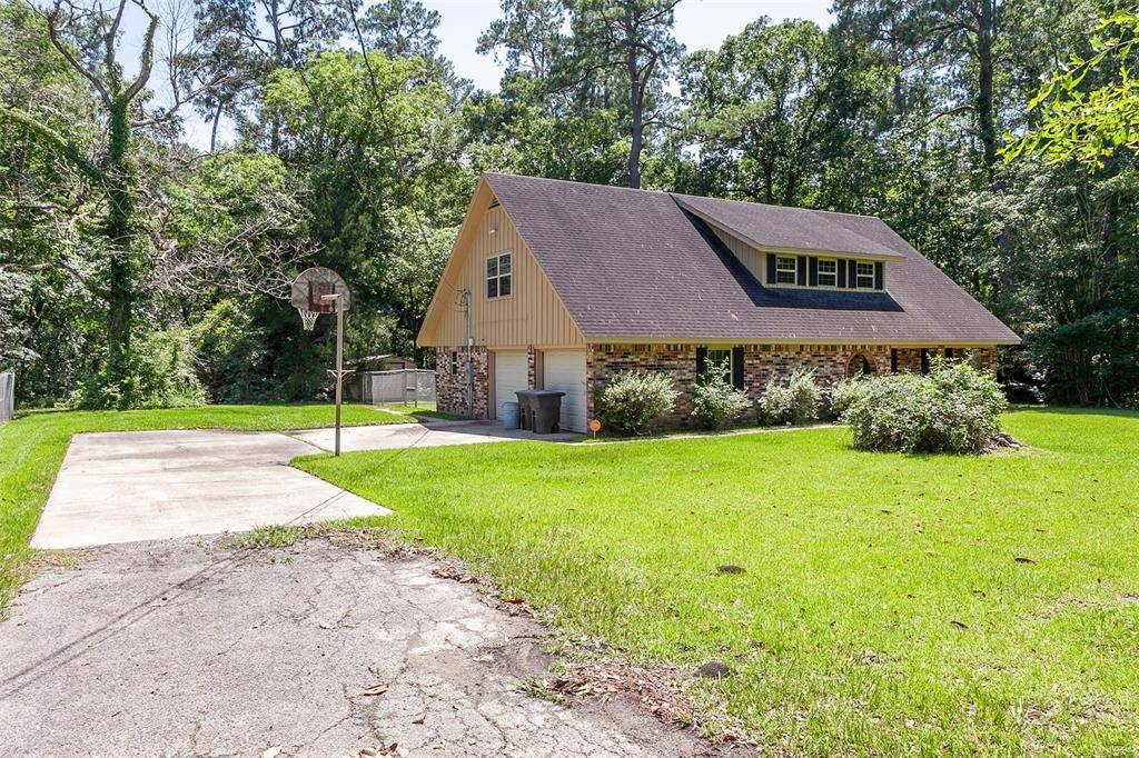 Vidor, TX 77662,365 Oak LN