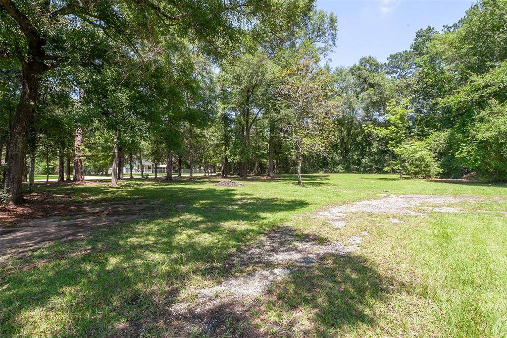 Vidor, TX 77662,365 Oak LN