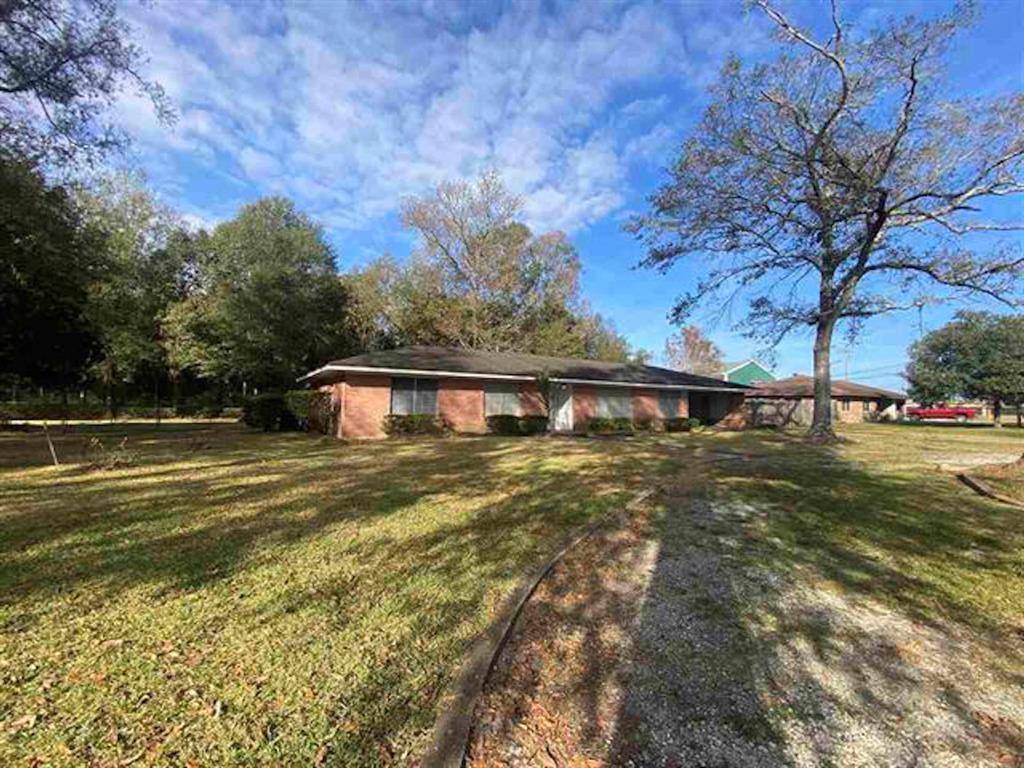 Vidor, TX 77662,720 Woodland ST