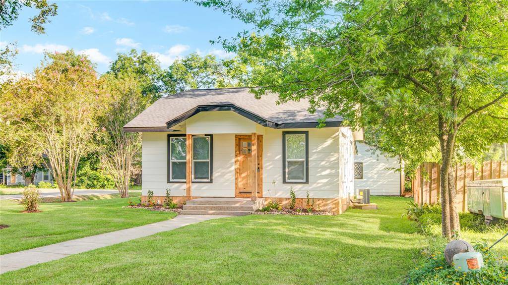 Angleton, TX 77515,610 E Magnolia ST