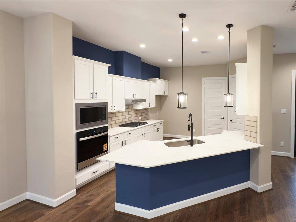 Houston, TX 77008,1438 B Dian Street