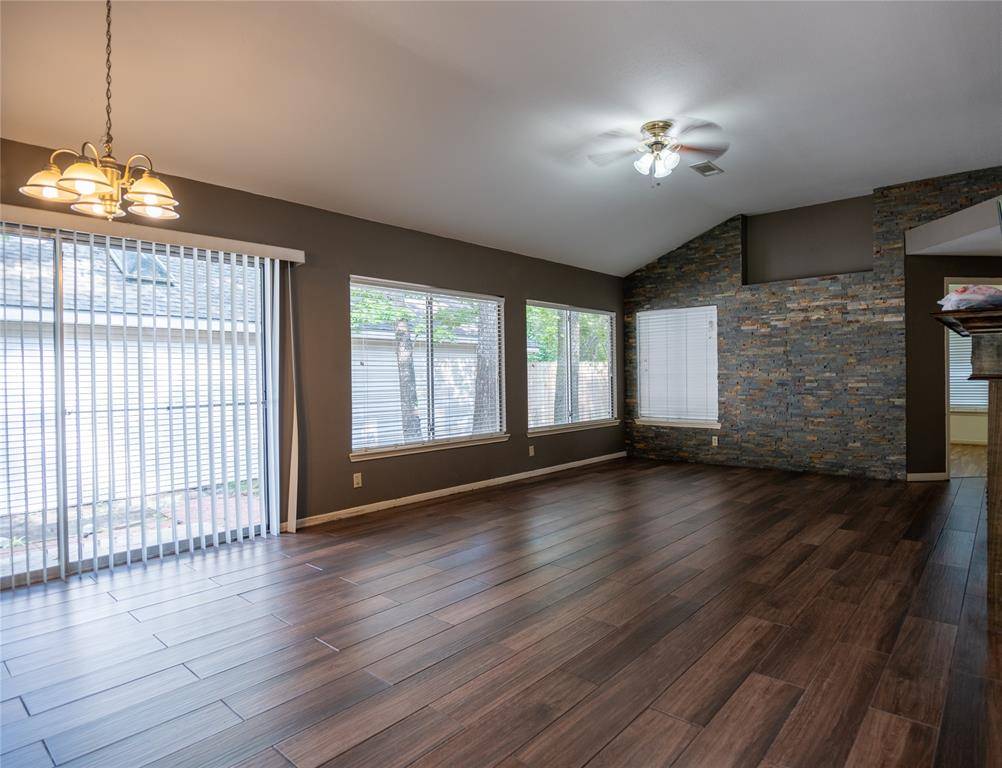 Montgomery, TX 77381,46 N Rushwing CIR