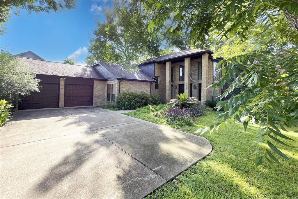 Richmond, TX 77406,1627 S Hearthside DR