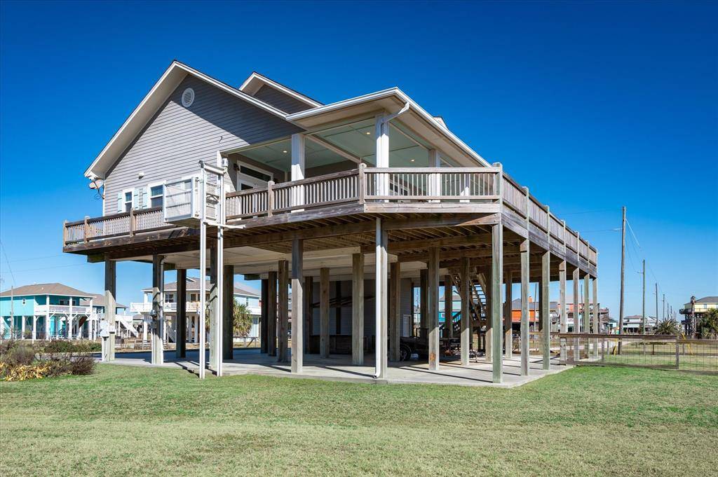 Crystal Beach, TX 77650,2432 Sandpiper