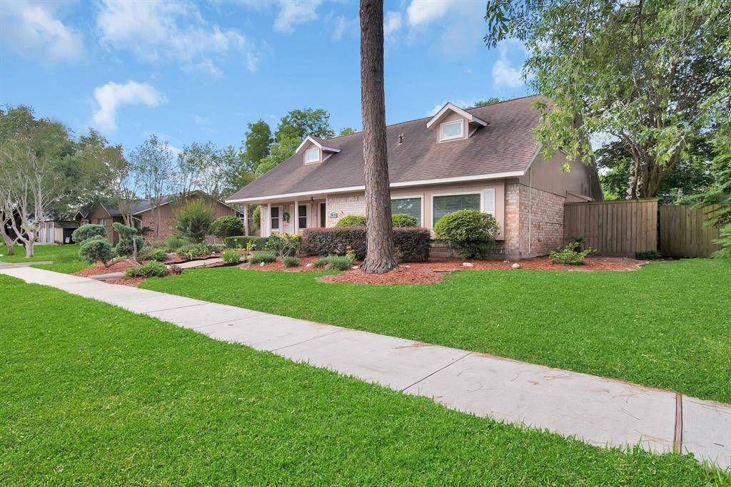 La Porte, TX 77571,10438 Rustic Gate RD