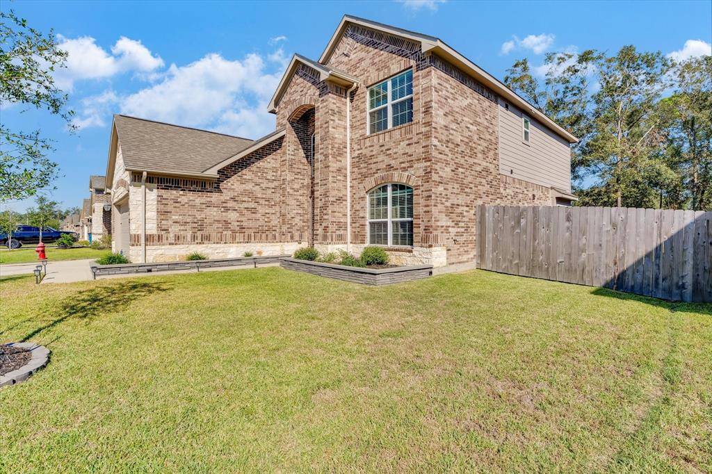 New Caney, TX 77357,663 W Linnwood DR W