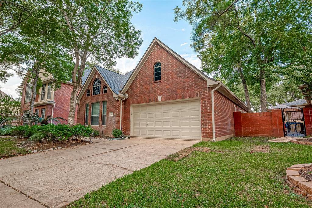 Sugar Land, TX 77479,18 Grants Lake Circle