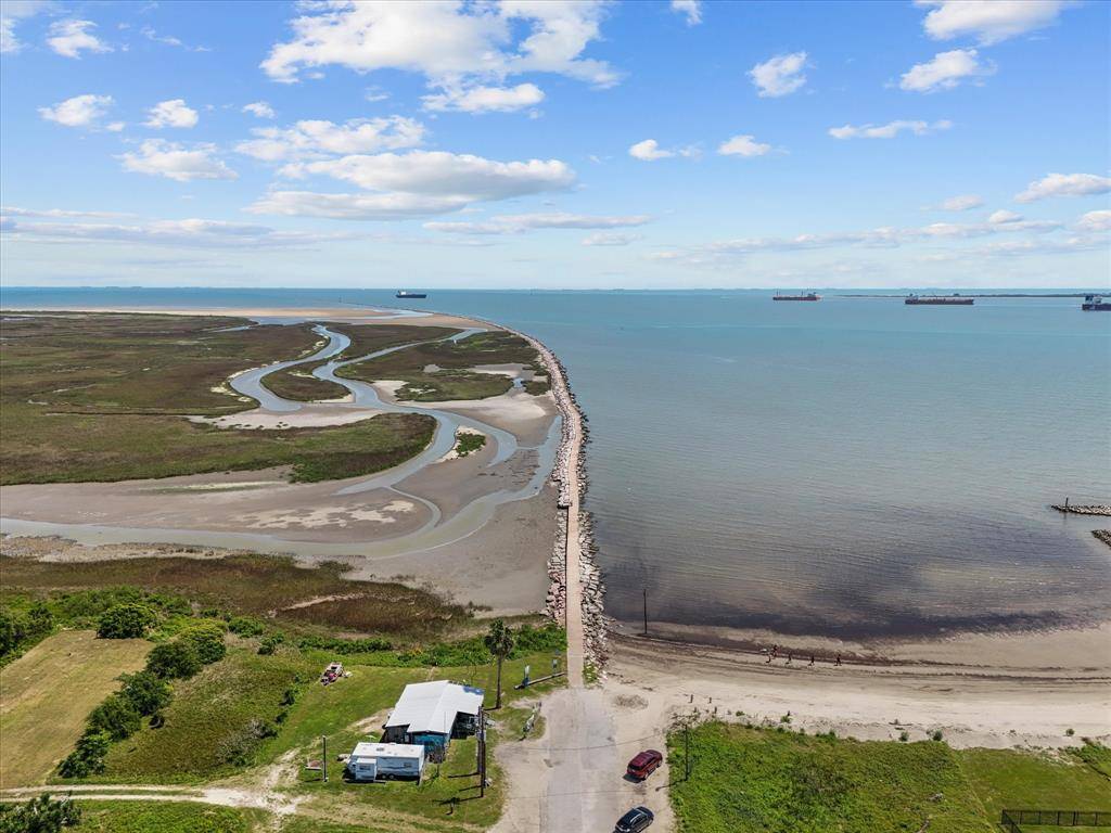 Port Bolivar, TX 77650,1831 Front Avenue