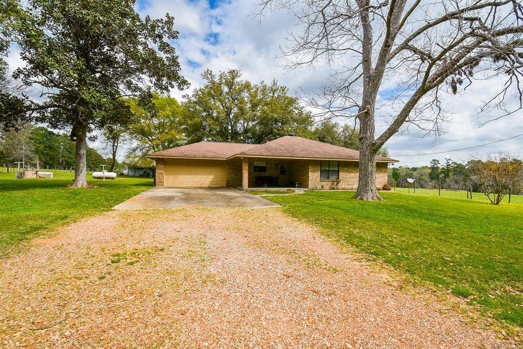 Richards, TX 77873,24306 Forest Glen DR