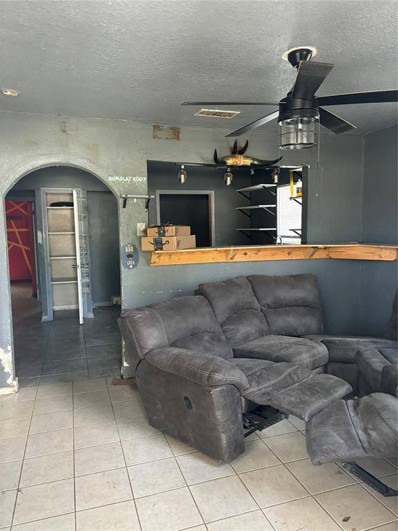 Texas City, TX 77590,2805 2nd AVE N