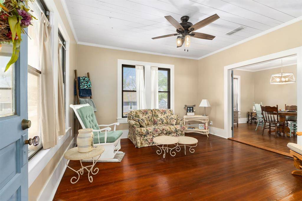 Brenham, TX 77833,1501 S Austin ST