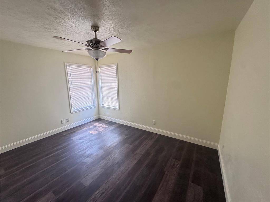 Houston, TX 77016,10124 Homestead RD