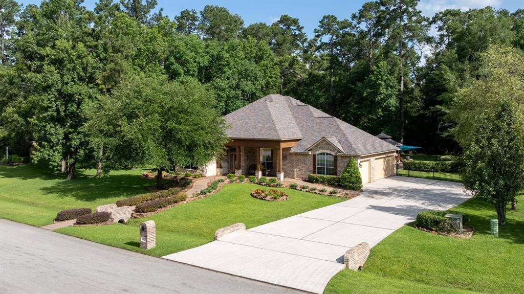 Huffman, TX 77336,1222 Commons Waterway DR