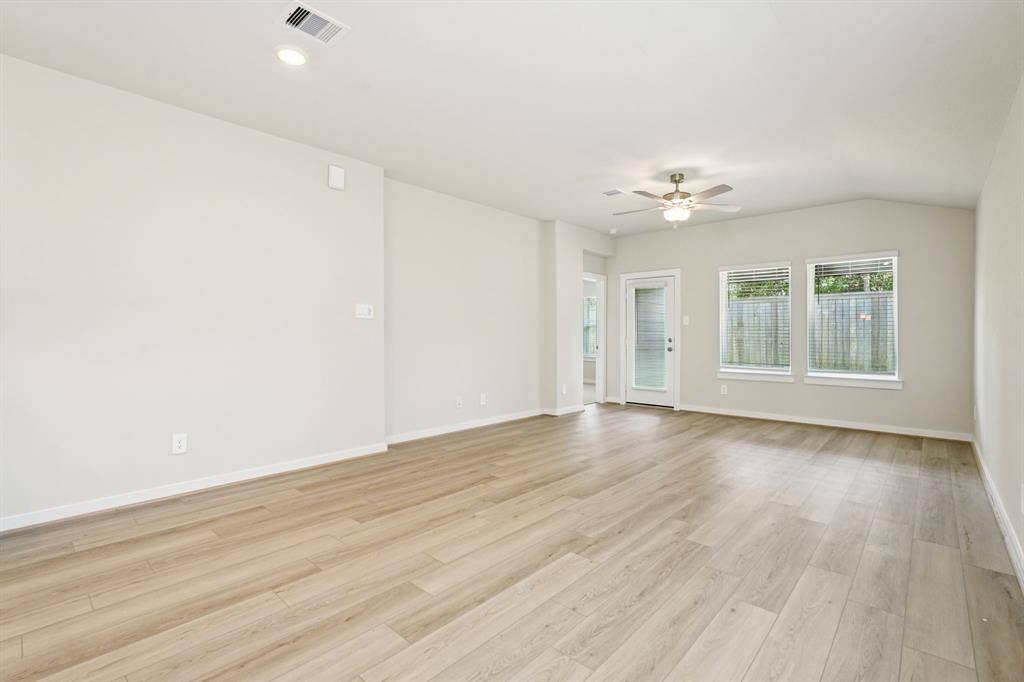 Conroe, TX 77302,16984 Juniper Blossom BND
