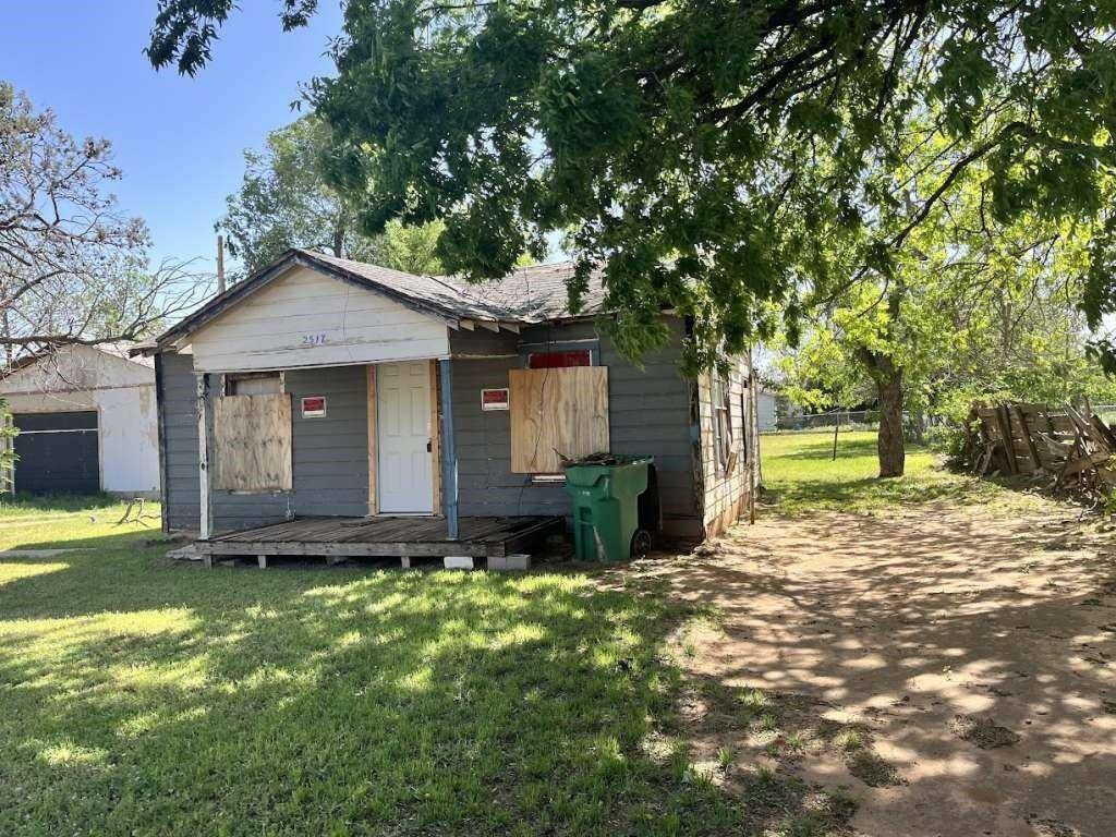 Vernon, TX 76384,2517 Bowie ST