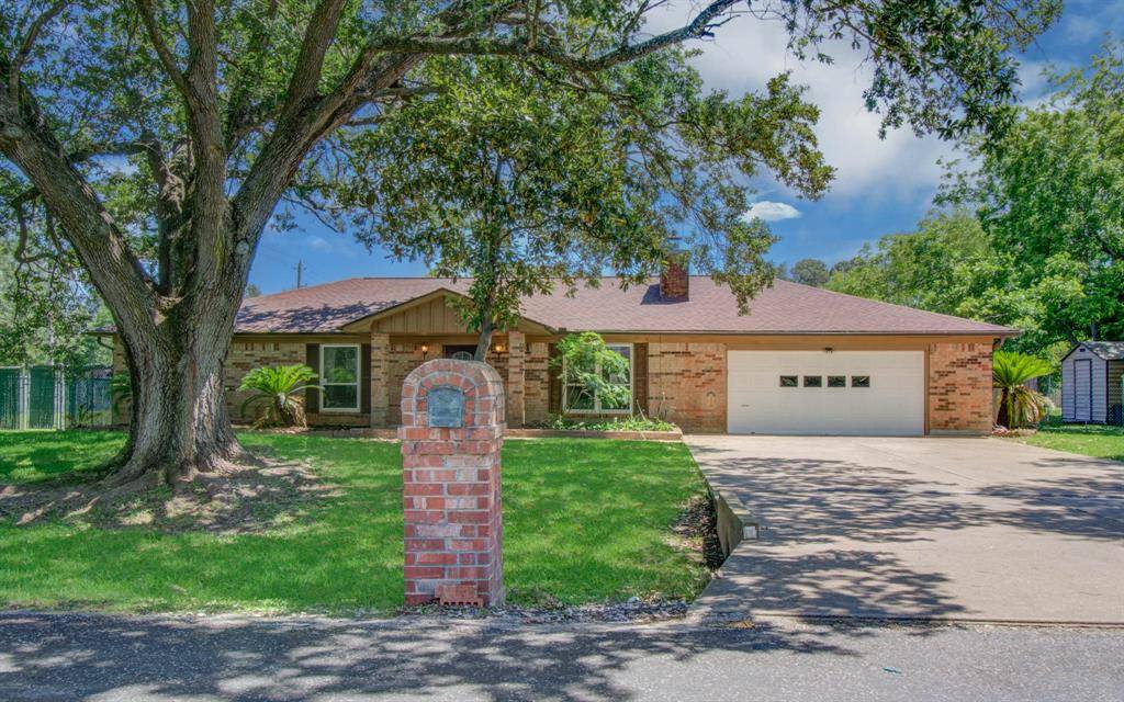 Santa Fe, TX 77510,12211 3rd ST